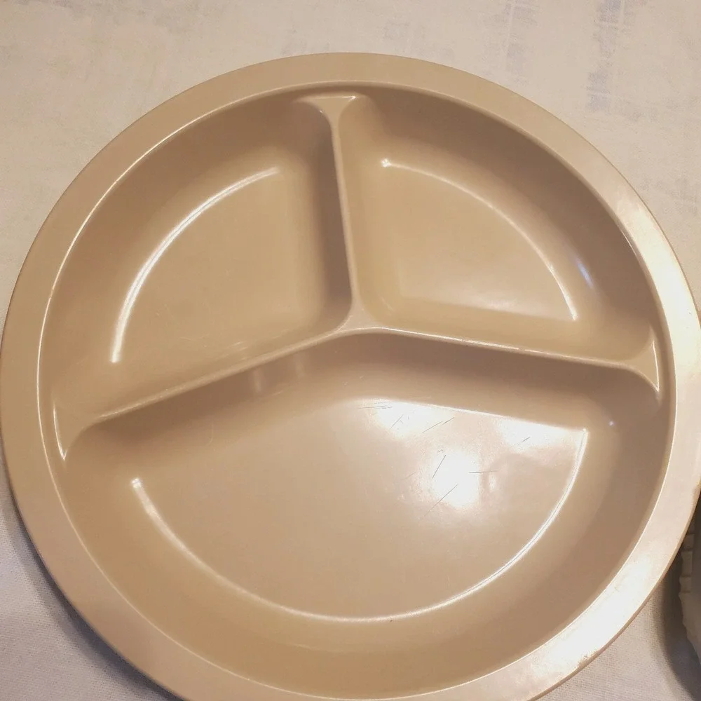 Lot 5 Microwave Cookware Anchor Hocking Divided Plate Roaster Grill Casserole